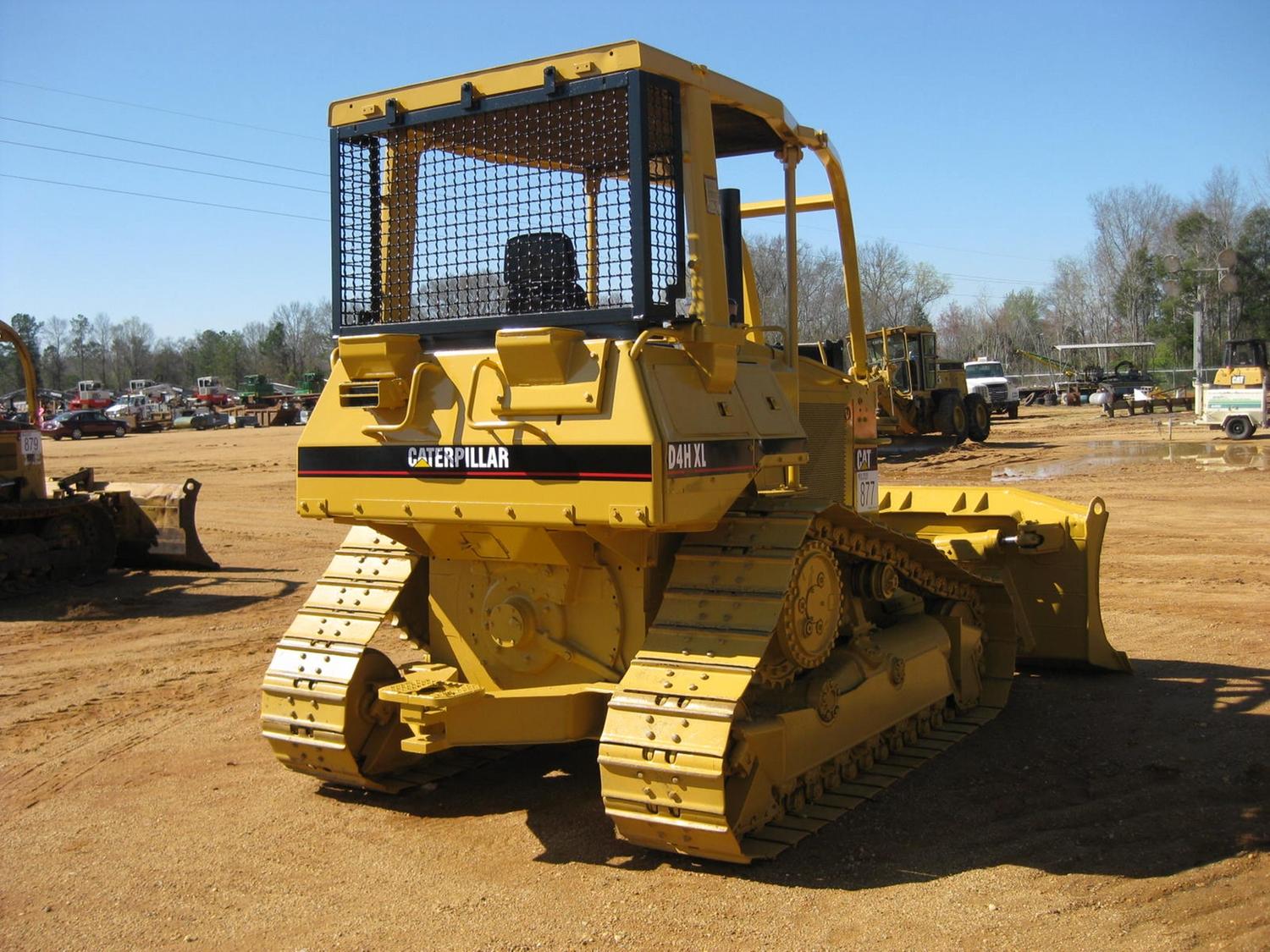CAT D4H XL SERIES III CRAWLER TRACTOR cat-d4h-xl-series-iii-crawler-tractor