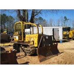 INTERNATIONAL TD7E CRAWLER TRACTOR