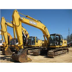 JOHN DEERE 270C LC HYDRAULIC EXCAVATOR