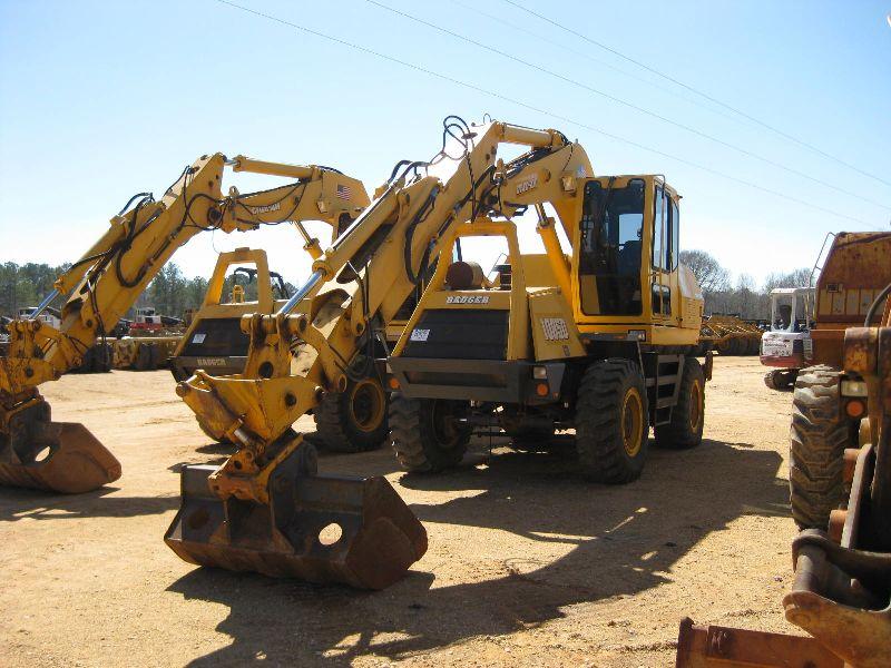 BADGER CRUZ-AIR 1085D WHEELED HYDRAULIC EXCAVATOR