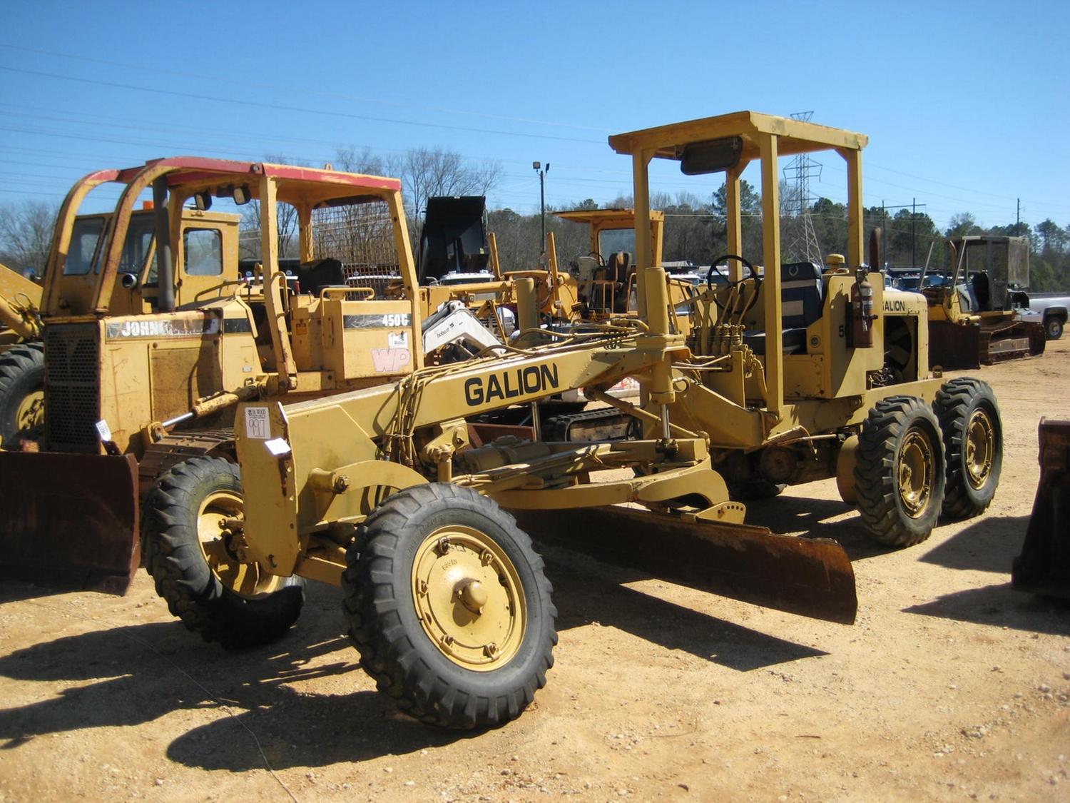 GALION 503L MOTOR GRADER J.M. Wood Auction Company, Inc.