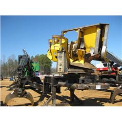 JOHN DEERE 437C LOG LOADER