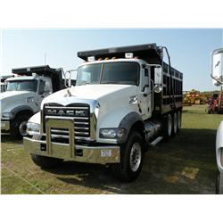 2011 MACK GU713 TRI-AXLE DUMP