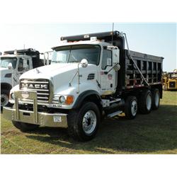 2007 MACK CV713 TRI-AXLE DUMP