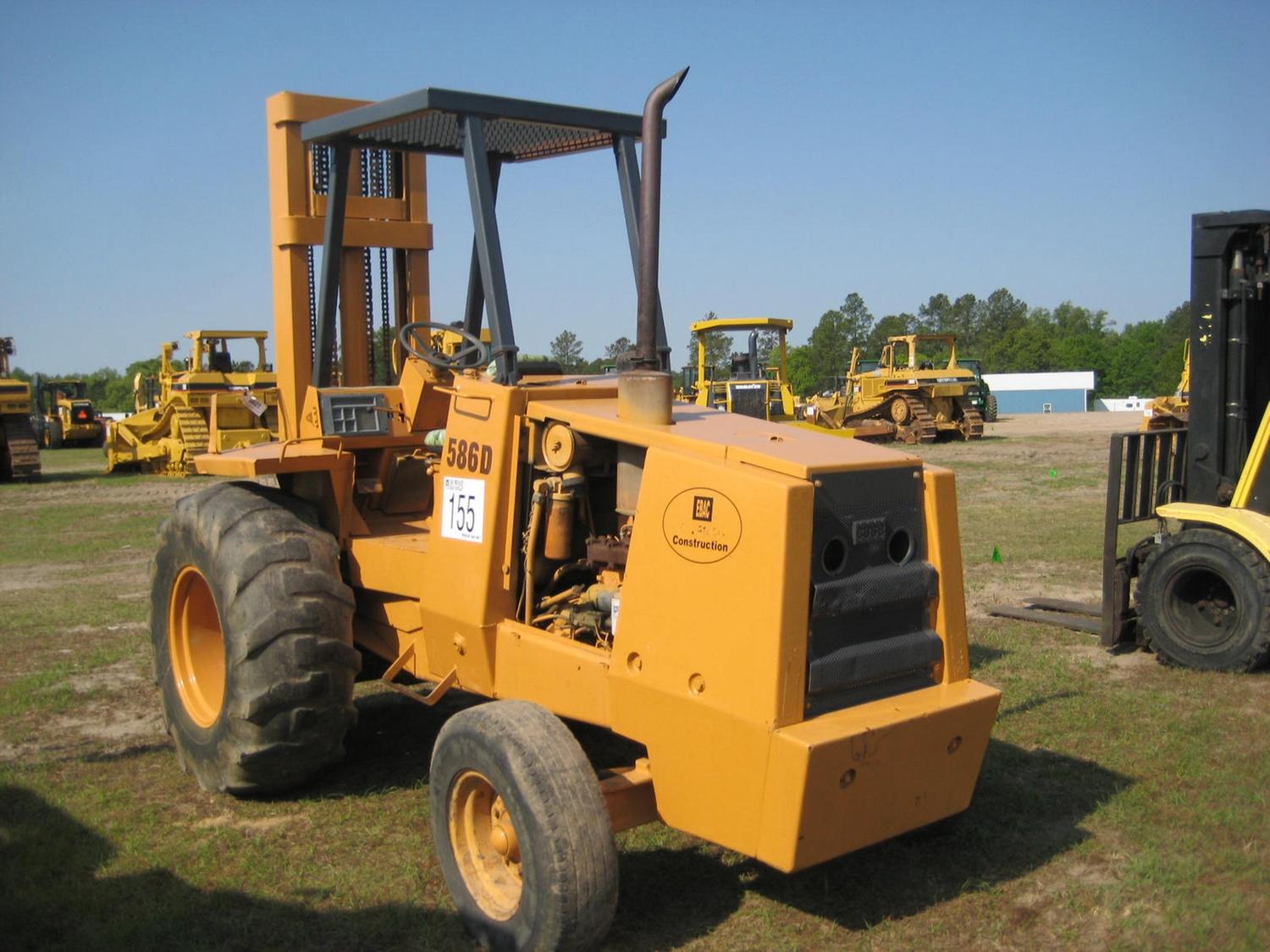CASE 586D FORKLIFT J.M. Wood Auction Company, Inc.