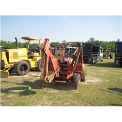 DITCHWITCH 3700DD TRENCHER