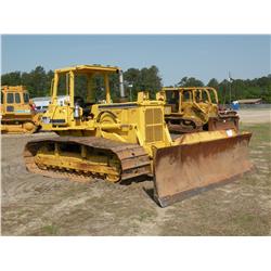 KOMATSU D58P-1 CRAWLER TRACTOR