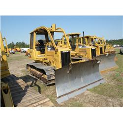 CAT D5GXL CRAWLER TRACTOR