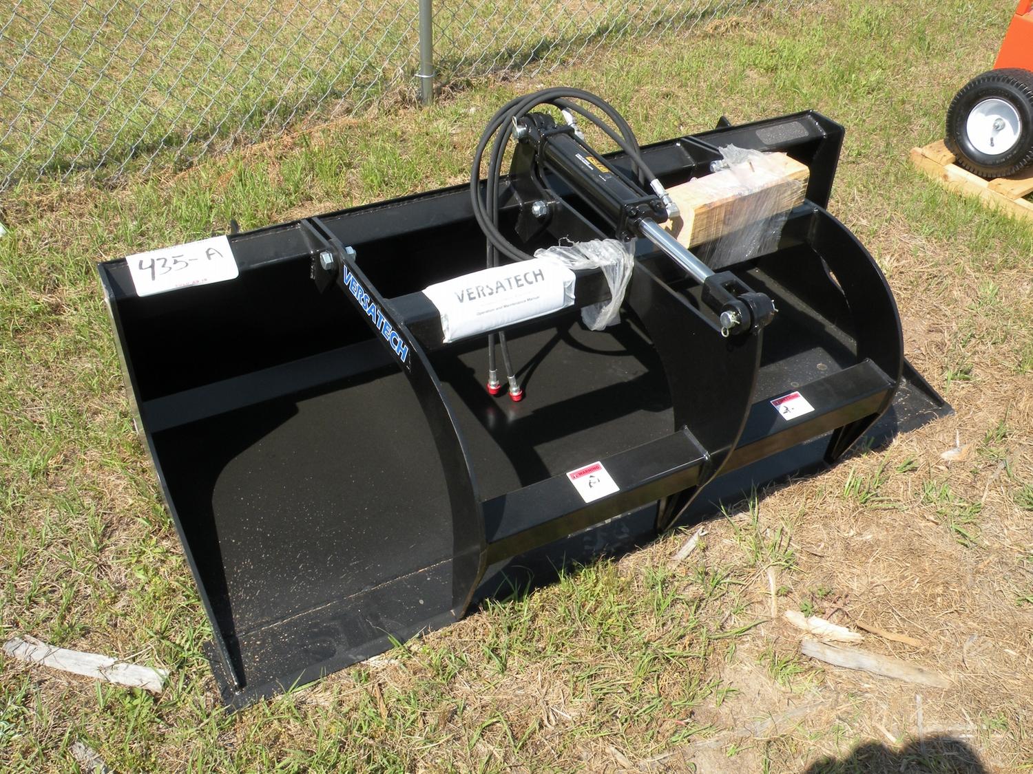 VERSATECH GRAPPLE BUCKET W/3 TINES