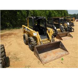 JOHN DEERE 320 SKID STEER LOADER