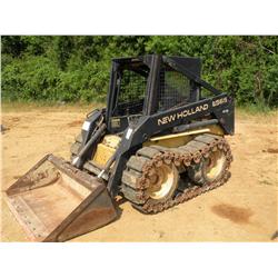 NEW HOLLAND LX565 SKID STEER LOADER