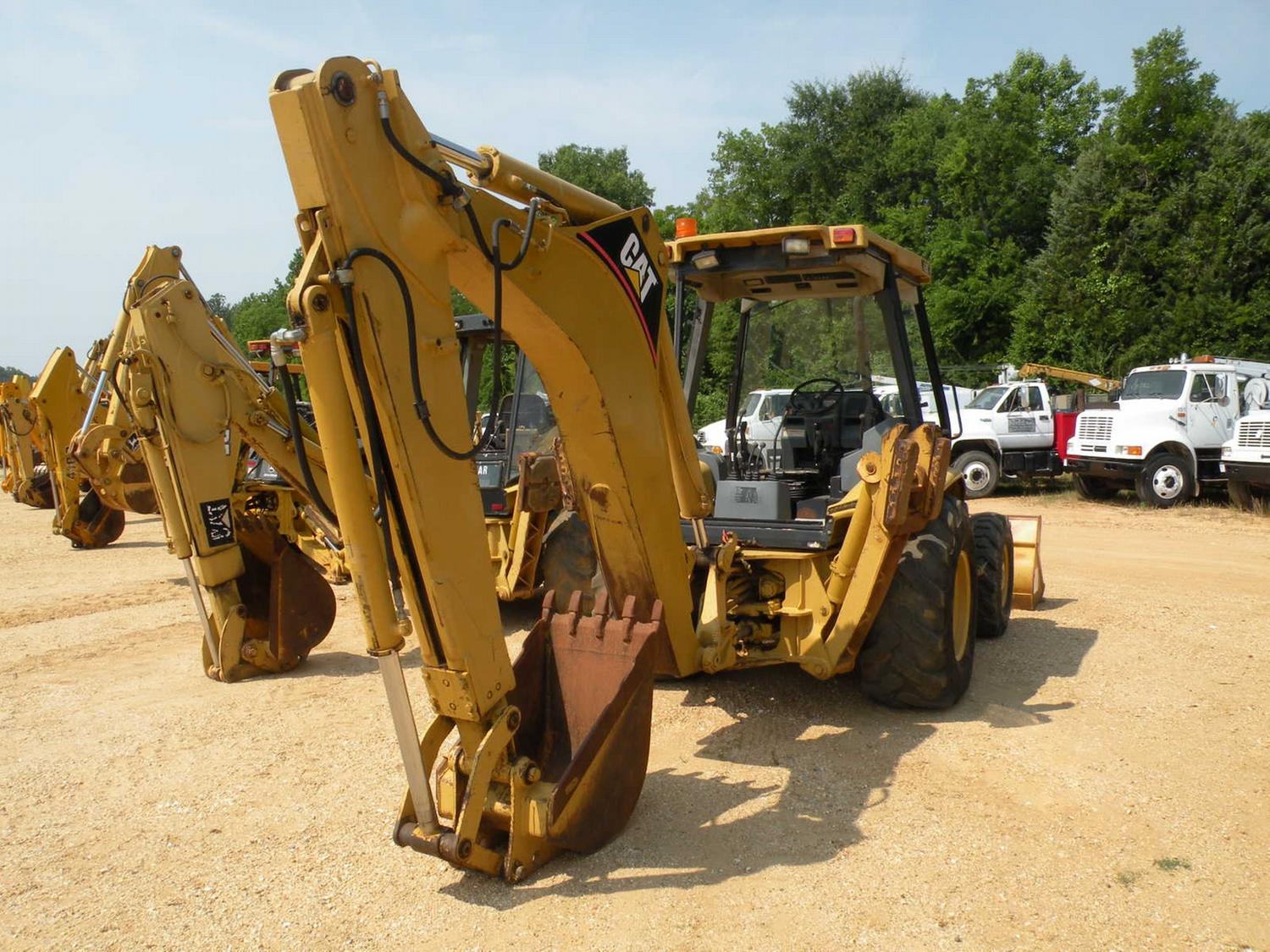 CAT 426C 4X4 LOADER BACKHOE - J.M. Wood Auction Company, Inc.