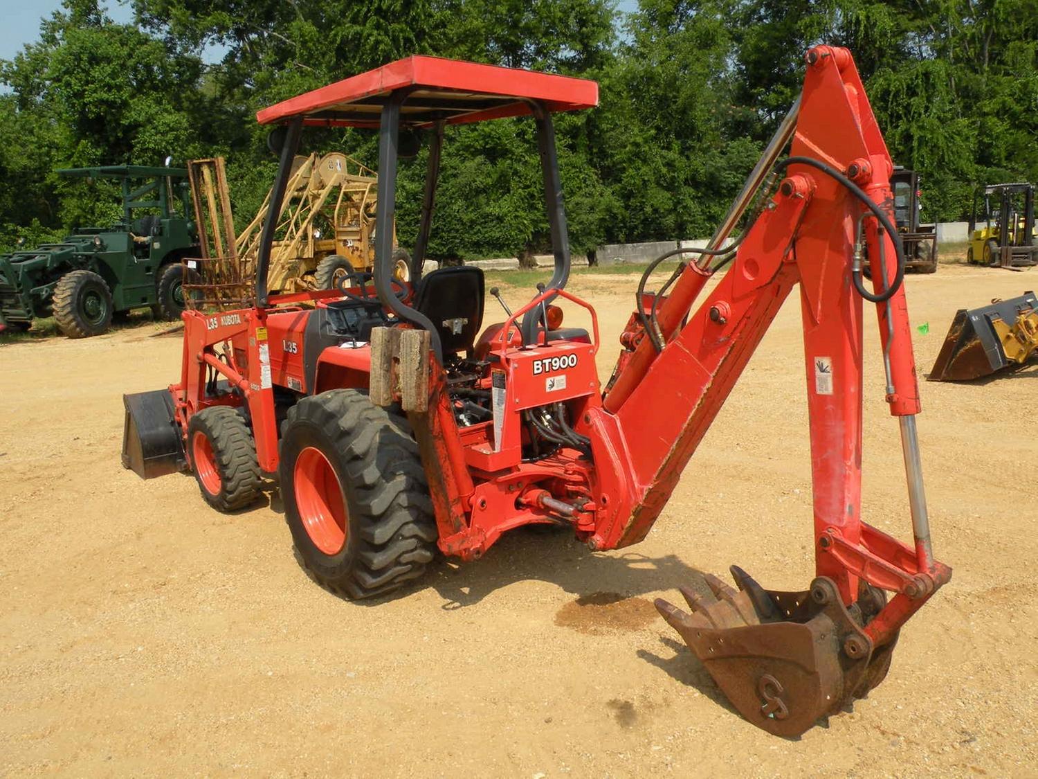 KUBOTA L35 4X4 LOADER BACKHOE