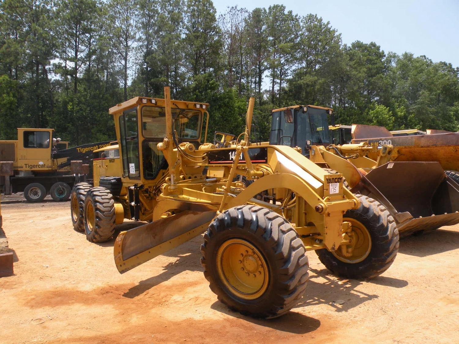 CAT 140H MOTOR GRADER