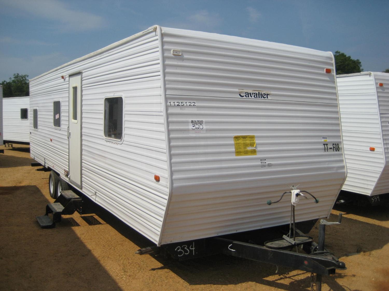 2006 GULF STREAM CAVALIER 8'X32' CAMPER TRAILER J.M. Wood Auction