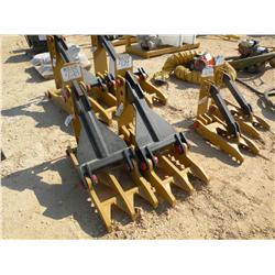 UNUSED 18"X44" THUMB 3 TINES