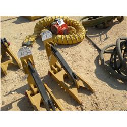 UNUSED 12"X32" THUMB 2 TINES