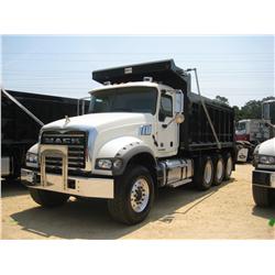 2011 MACK GU713 TRI-AXLE DUMP