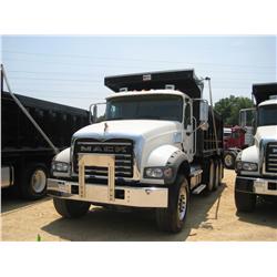 2011 MACK GU713 TRI-AXLE DUMP