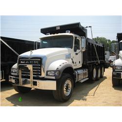 2011 MACK GU713 TRI-AXLE DUMP