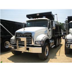 2011 MACK GU713 TRI-AXLE DUMP