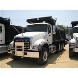 2011 MACK GU713 TRI-AXLE DUMP