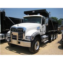 2011 MACK GU713 TRI-AXLE DUMP