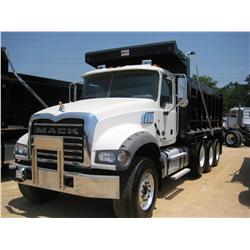 2011 MACK GU713 TRI-AXLE DUMP