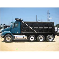 2006 FREIGHTLINER TRI-AXLE DUMP