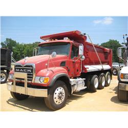 2004 MACK CV713 TRI-AXLE DUMP