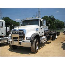 2009 MACK GU713 T/A ROLLOFF TRUCK