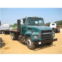 1995 MACK CS300P FLATBED DUMP