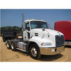 2005 MACK CXN613 T/A TRUCK TRACTOR