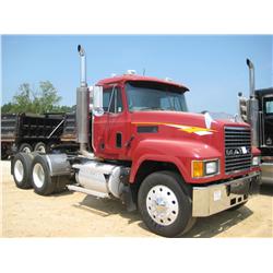 2000 MACK CH613 T/A TRUCK TRACTOR