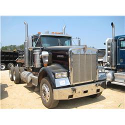 2000 KENWORTH W900 T/A TRUCK TRACTOR