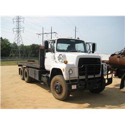 1982 FORD L8000 T/A ROLLBACK