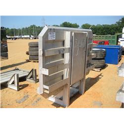 ALUMINUM HEADACHE RACK