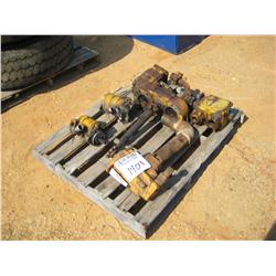 (1) LOT PTO PUMPS