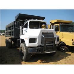 1988 MACK DM690S TANDEM AXLE DUMP