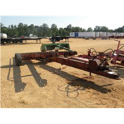 NEW HOLLAND HAY STACKER