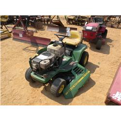 JOHN DEERE STX38 RIDING MOWER