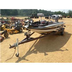 1988 STRATOS BASS BOAT