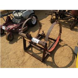 MOUNTING BRACKET FOR TRACTOR