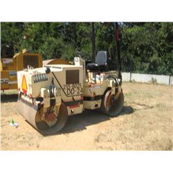 INGERSOLL-RAND DD-24 VIBRATORY ROLLER
