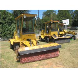 ROSCO CHALLENGER BROOM