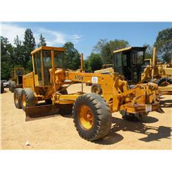 JOHN DEERE 670B MOTOR GRADER