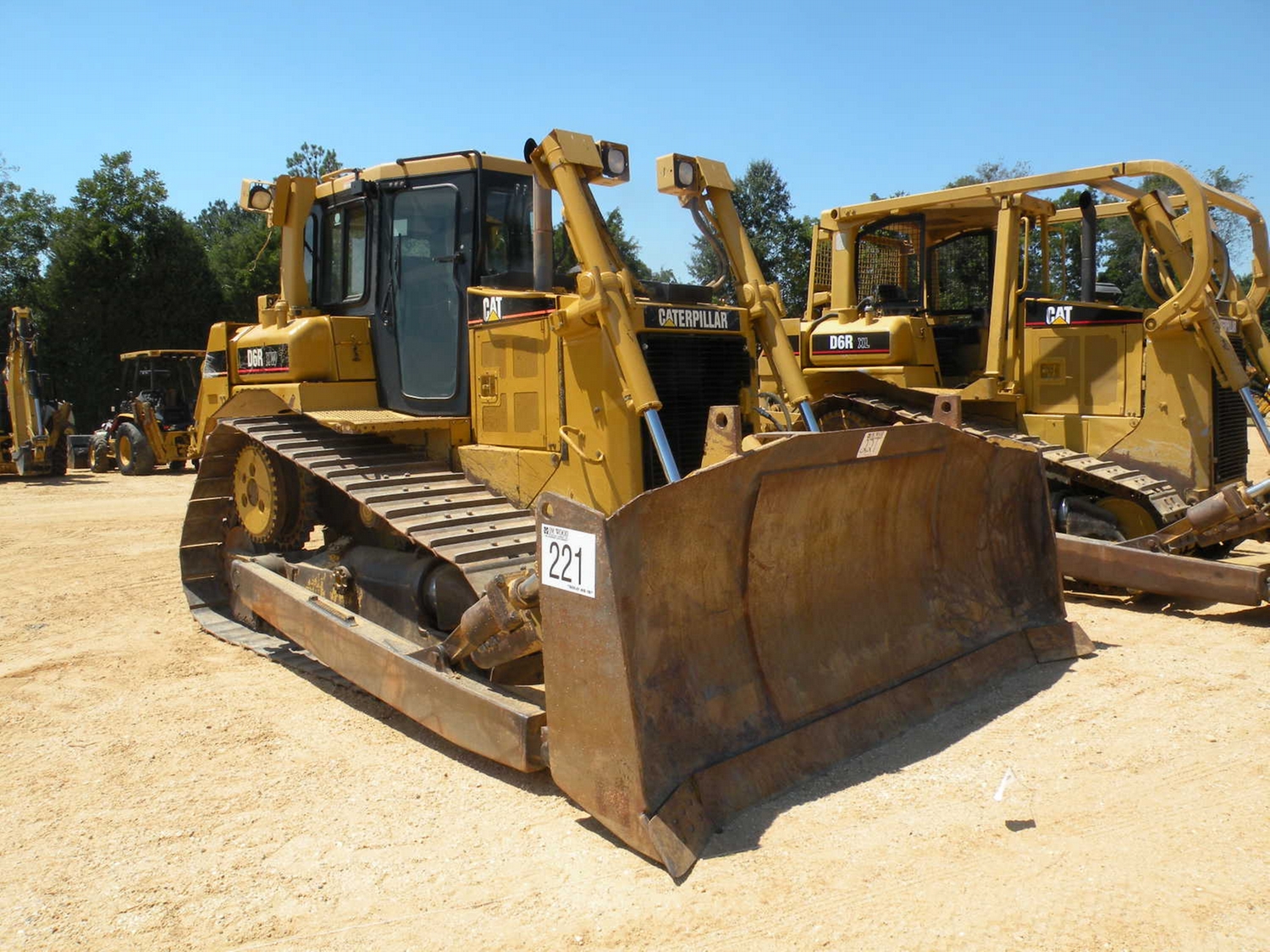 CAT D6R XW SERIES III CRAWLER TRACTOR cat-d6r-xw-series-iii-crawler-tractor