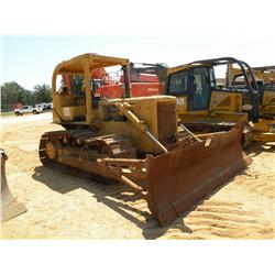 INTERNATIONAL TD15C CRAWLER TRACTOR