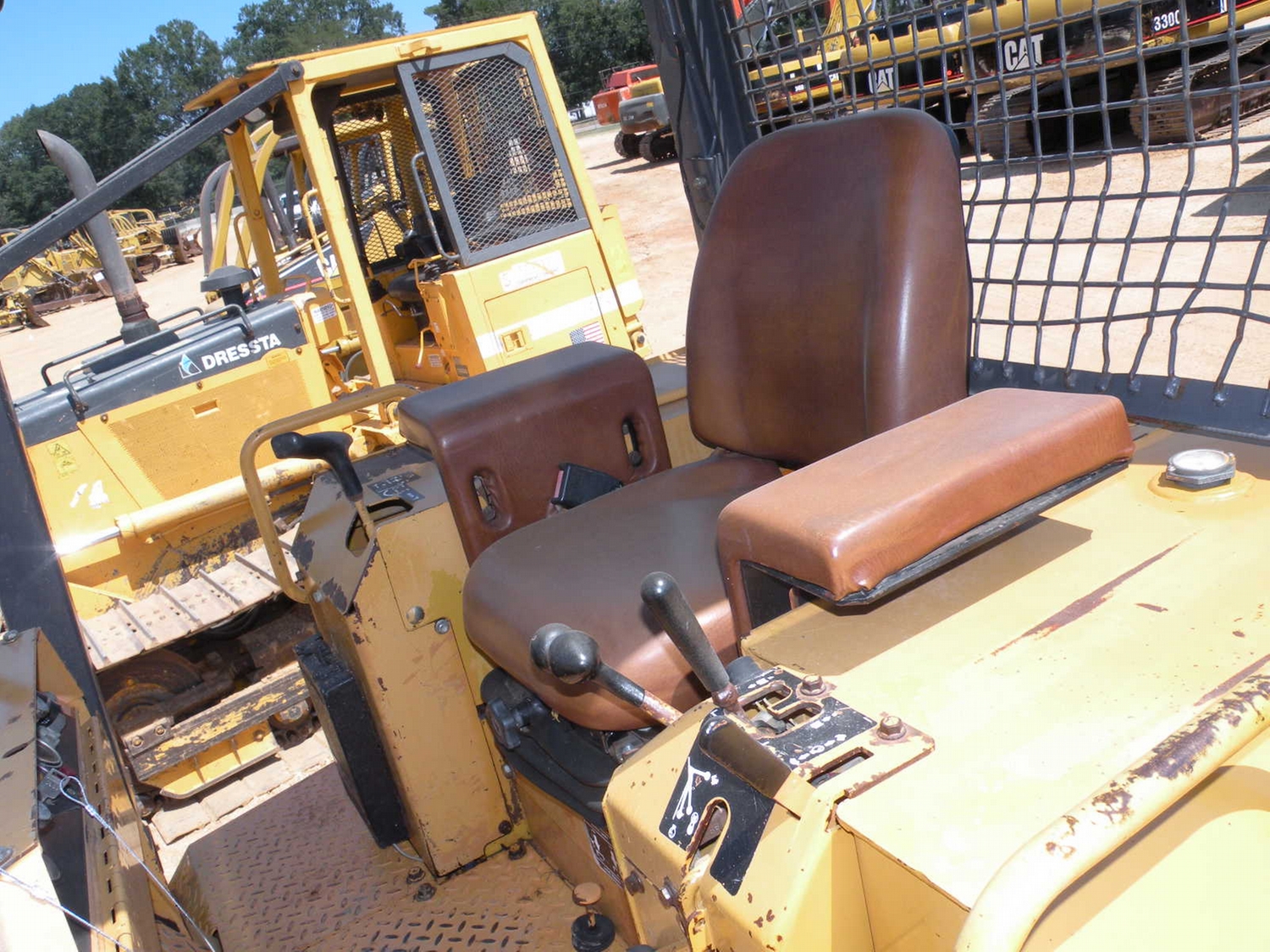 CASE 850G CRAWLER TRACTOR J M Wood Auction Company Inc case-850g-crawler-tractor-j-m-wood-auction-company-inc