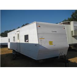2006 GULF STREAM CAVALIER 8'X32' TRAVEL TRAILER